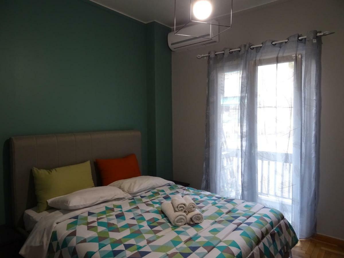 Zeus Perfect Location Apartment เอเธนส์ ภายนอก รูปภาพ