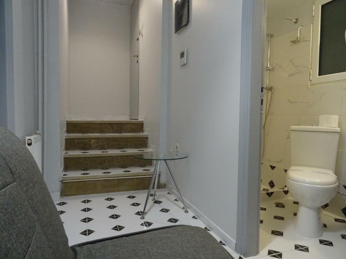 Zeus Perfect Location Apartment เอเธนส์ ภายนอก รูปภาพ