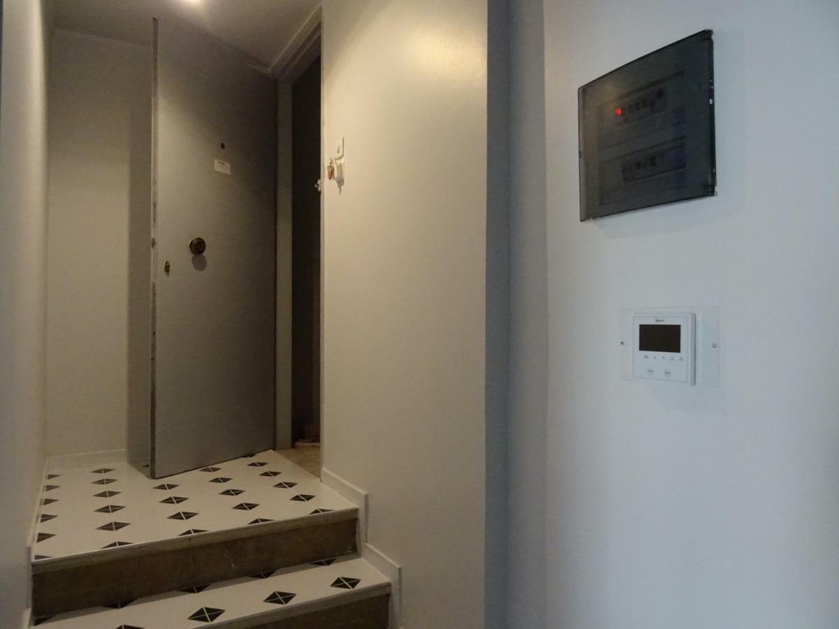 Zeus Perfect Location Apartment เอเธนส์ ภายนอก รูปภาพ